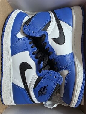 Nike Jordan Retro OG Blue White Black High-Top Sneakers